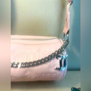 Quilted puffy Juicy Couture Bag 🎀 with mini zipper bag 👛NWT